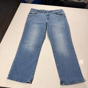 Universal Thread Womens Mid Rise Straight Leg Jeans Light Wash Size 10